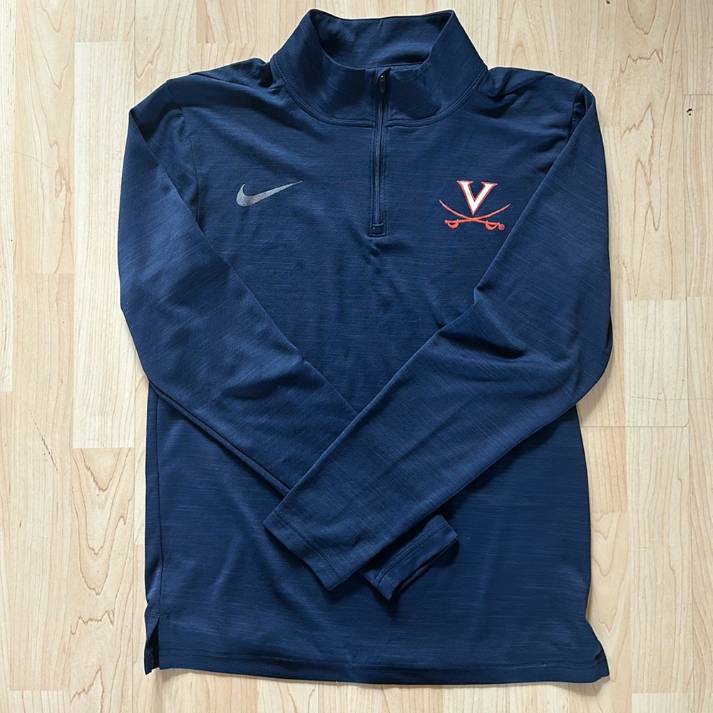 Nike Men’s Intensity 1/4 zip top, Virginia Cavaliers logo, Size S